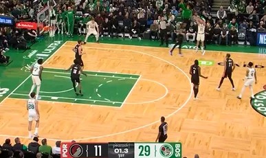 体育资讯-普里查德超远压哨三分再中，凯尔特人首节领先开拓者21分