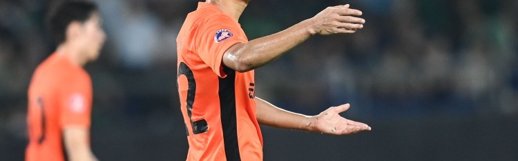 体育新闻-博主：唐淼和元敏诚出席玉昆vs蓉城赛前发布会，前者战旧主