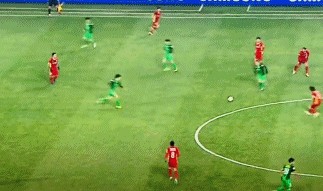 体育直播-忆中超名场面，马季奇：被队友郎征飞铲是我踢中超最难忘的事